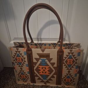Wrangler Tan & Brown Southwestern Tote Bag